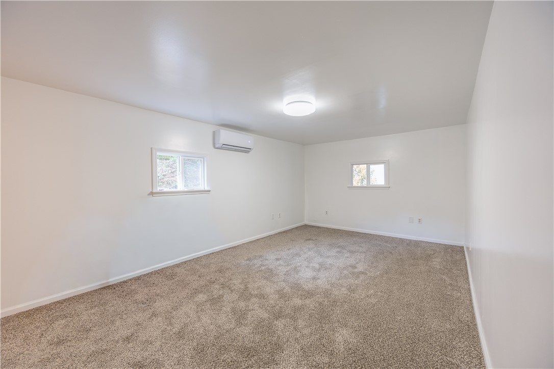 108 Lewis Dr