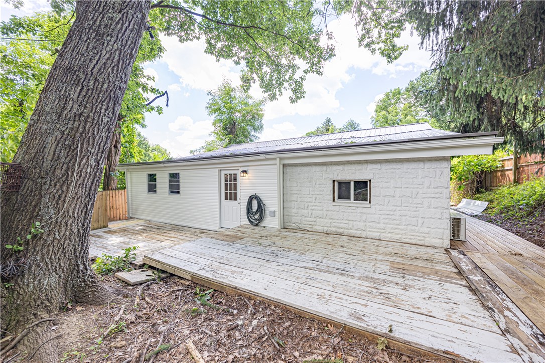 108 Lewis Dr