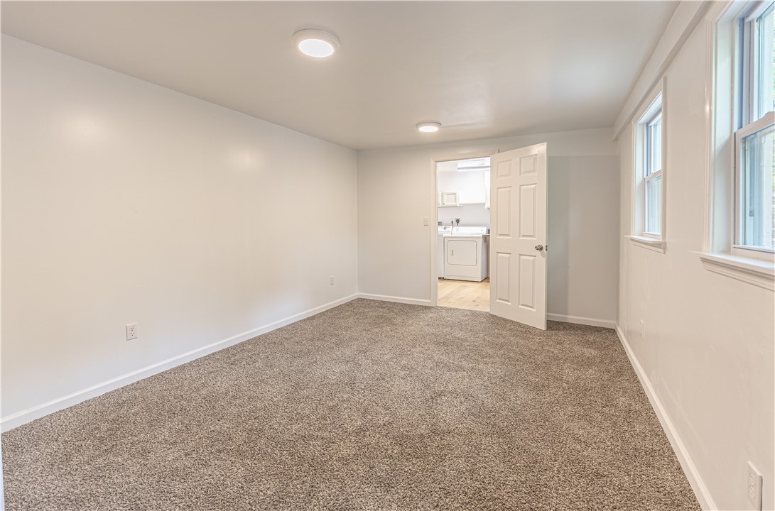 108 Lewis Dr