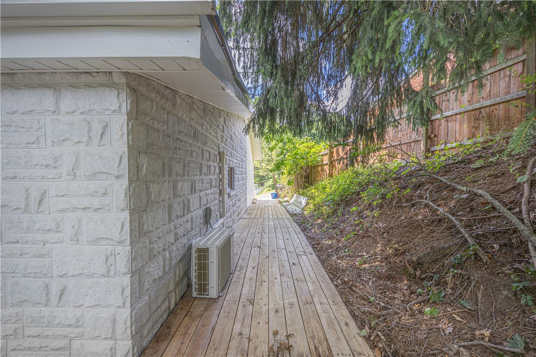 108 Lewis Dr