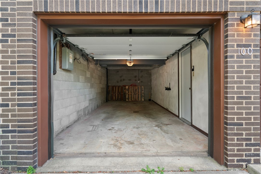 100 Duquesne Blvd