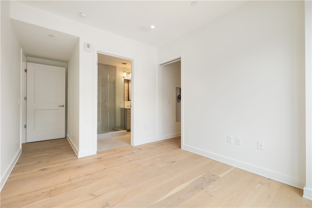 2330 Penn Ave 304