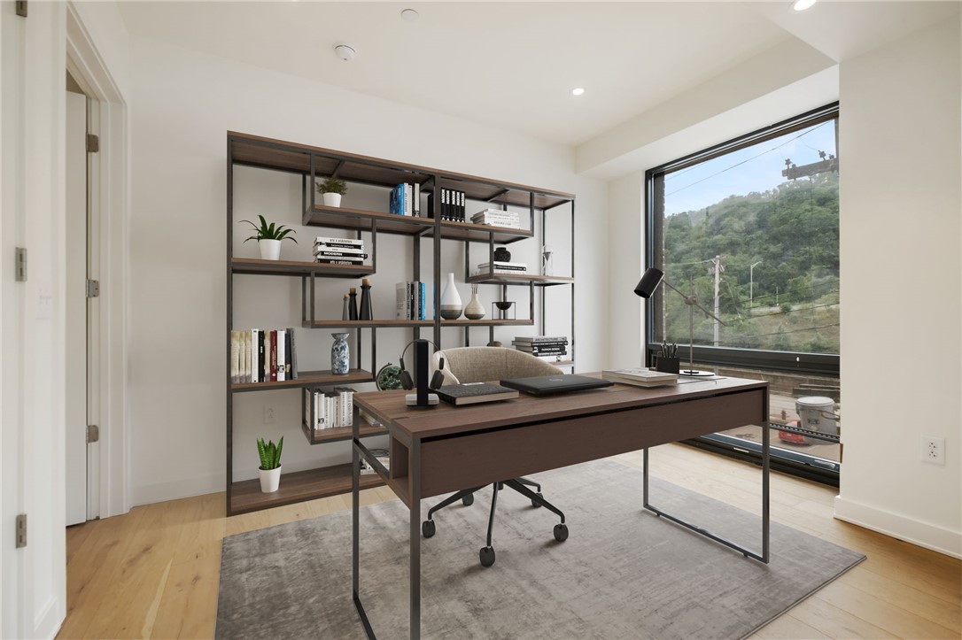 2330 Penn Ave 304