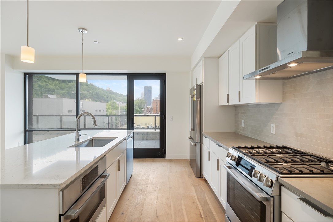 2330 Penn Ave 304