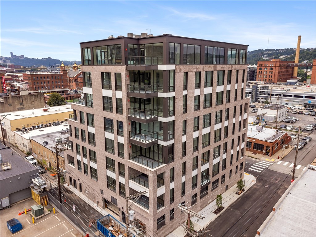 2330 Penn Ave 304
