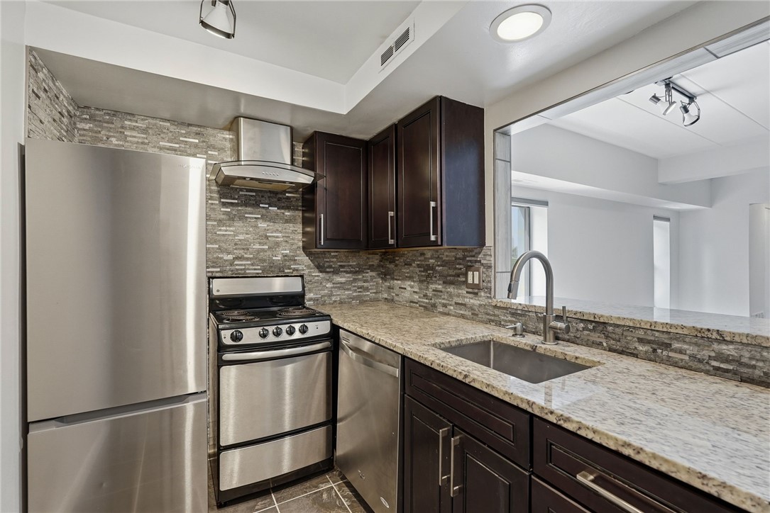 5708 Walnut Street G-1