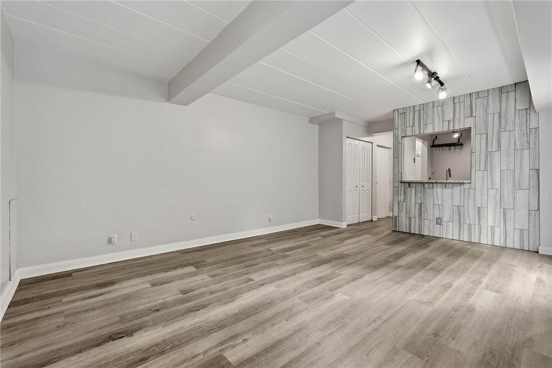 5708 Walnut Street G-1