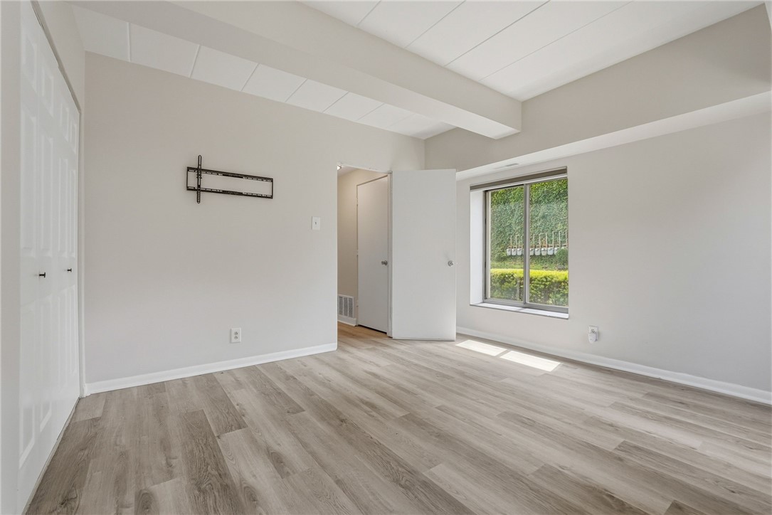 5708 Walnut Street G-1