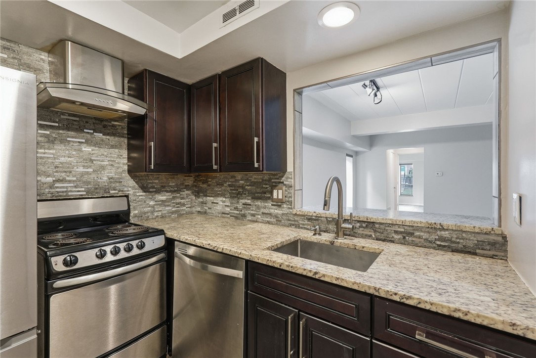 5708 Walnut Street G-1