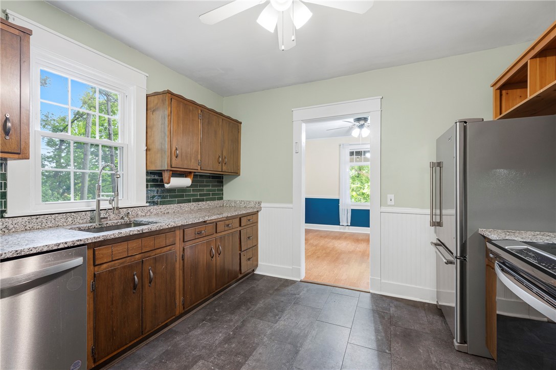 398 Union Ave