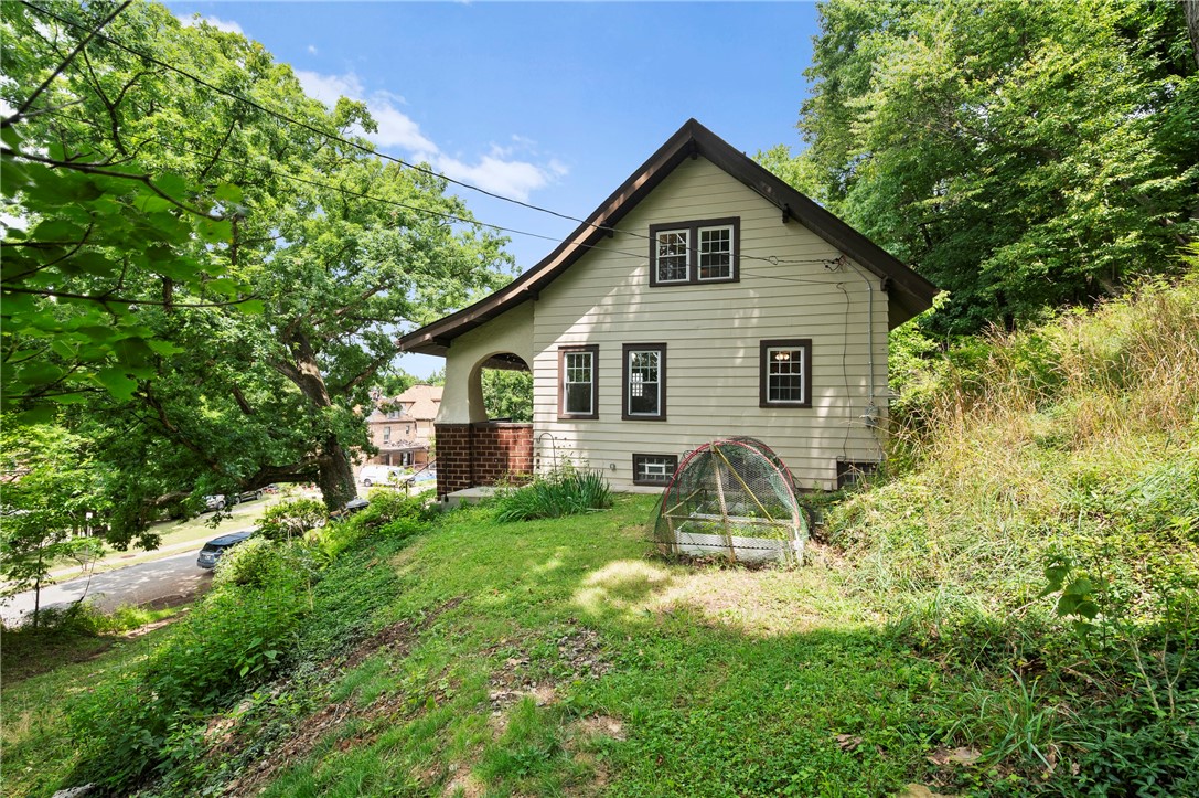 398 Union Ave