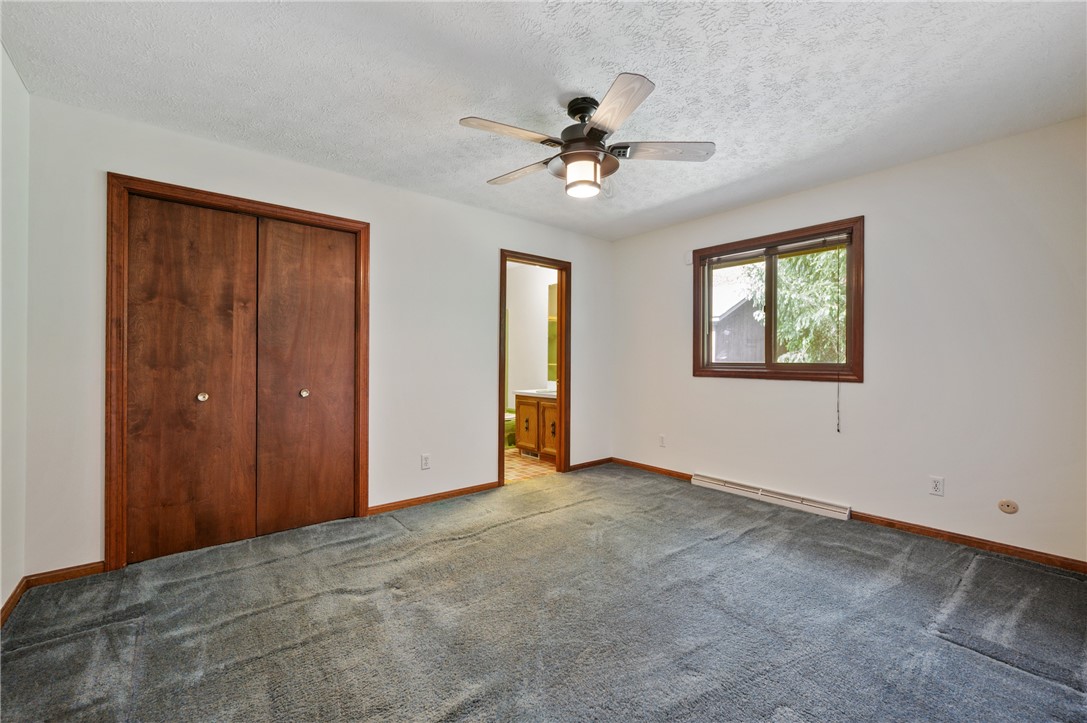 3132 Lake Road