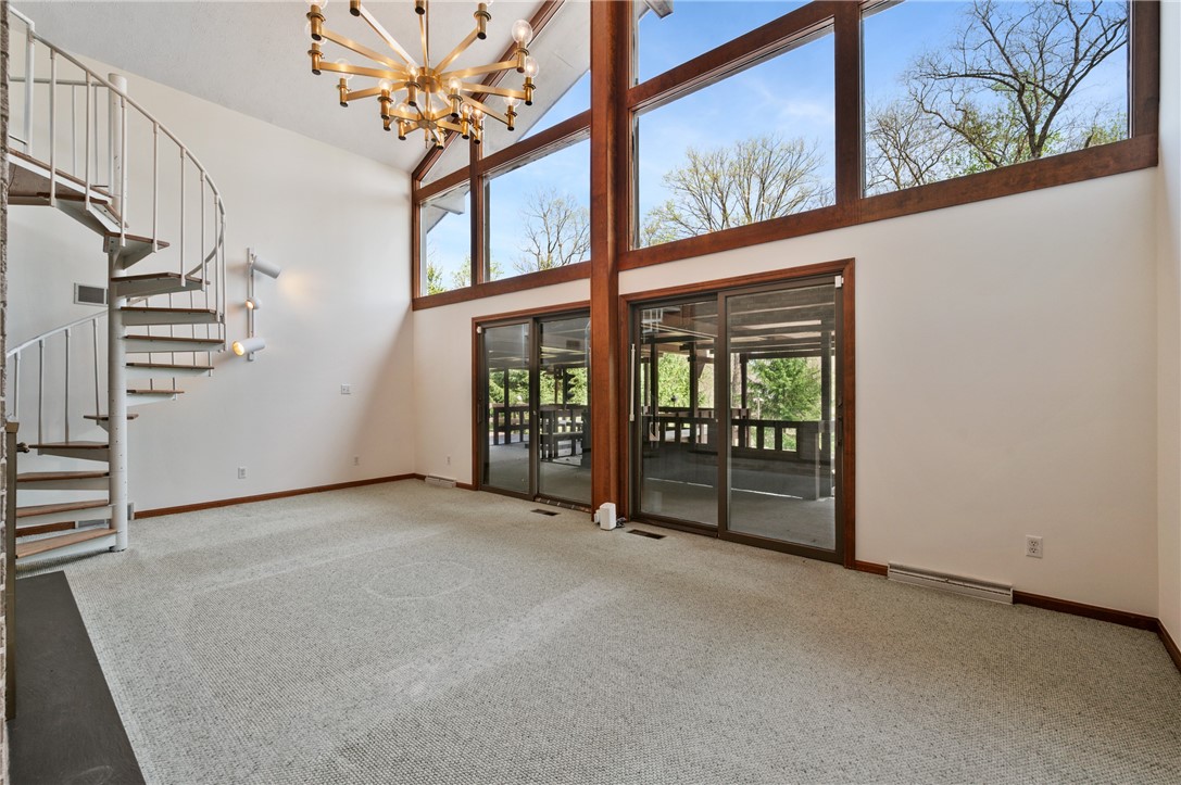 3132 Lake Road