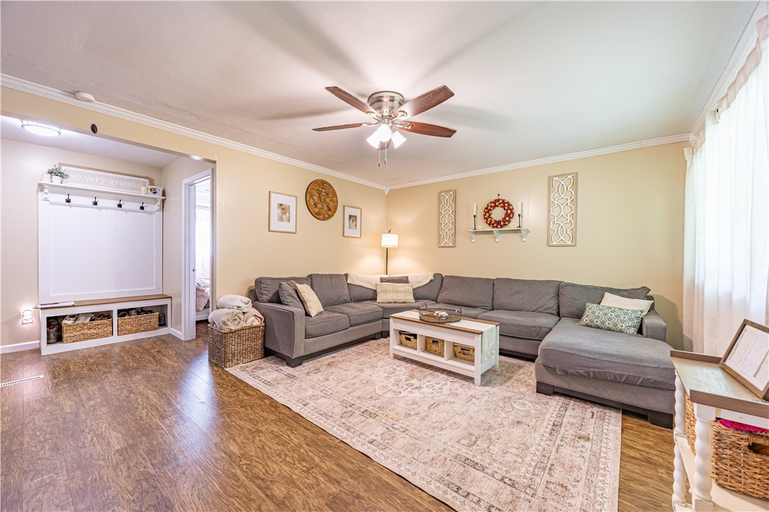 1545 Saxonburg Rd
