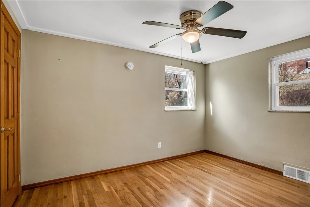 210 Linden Ave
