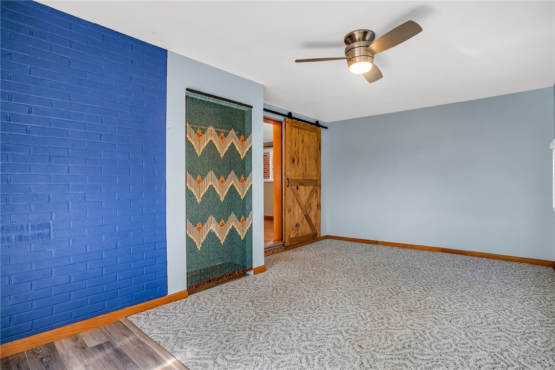 210 Linden Ave