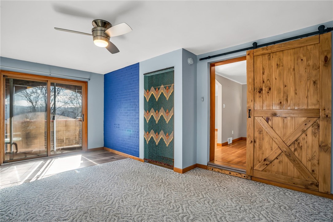 210 Linden Ave