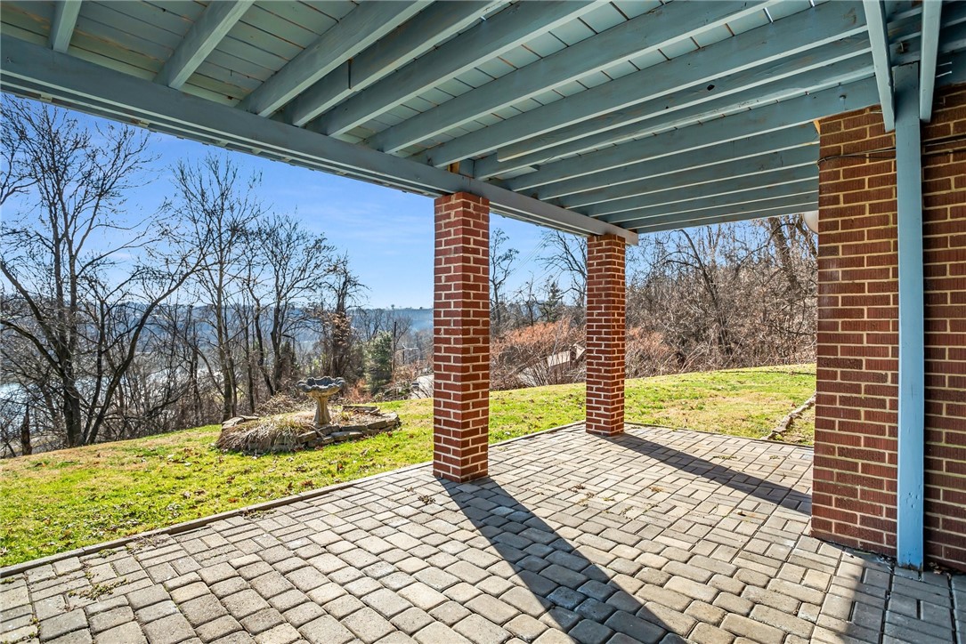 210 Linden Ave