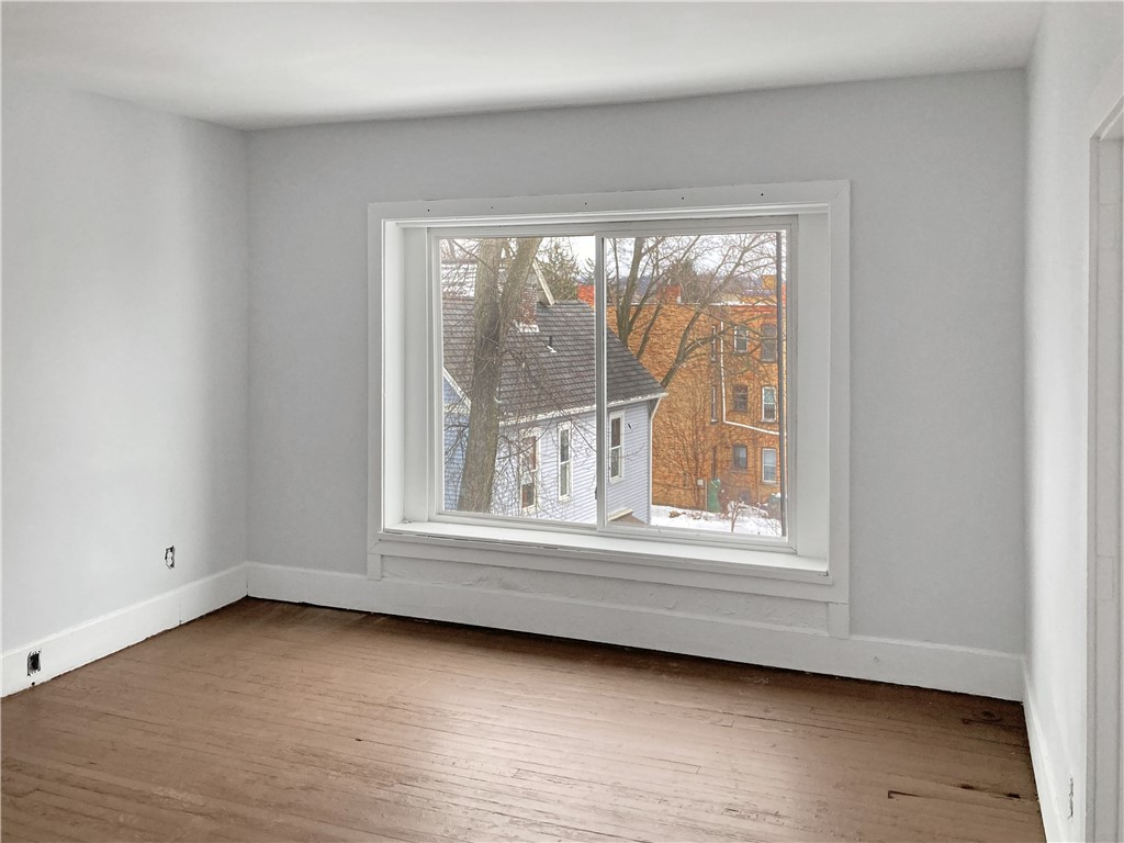 7710 Waverly St