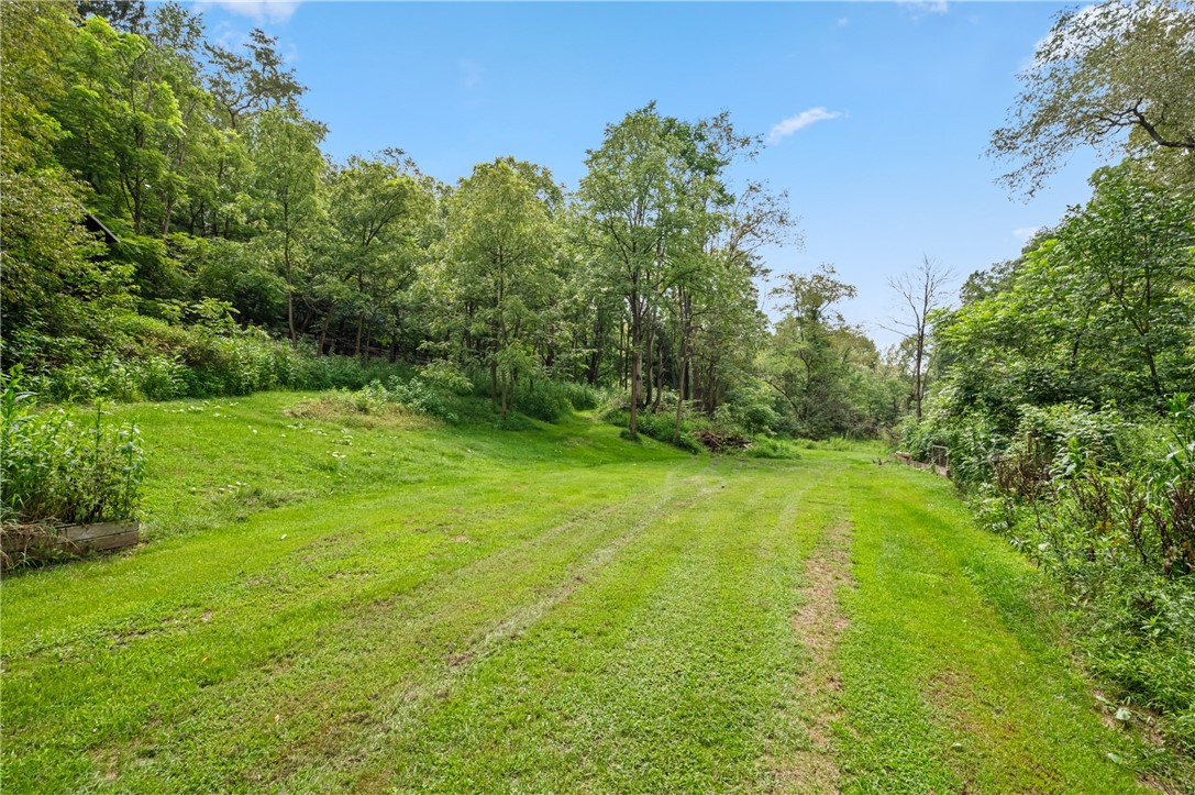 5740 Mamont Rd