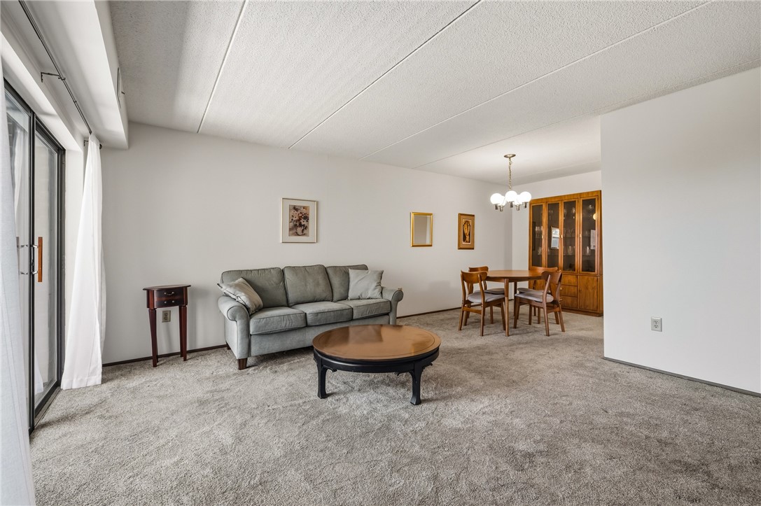 5600 Munhall Rd 601