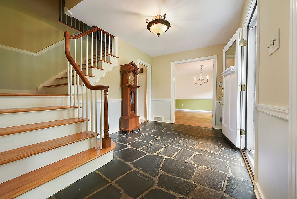 111 Wilmar Dr