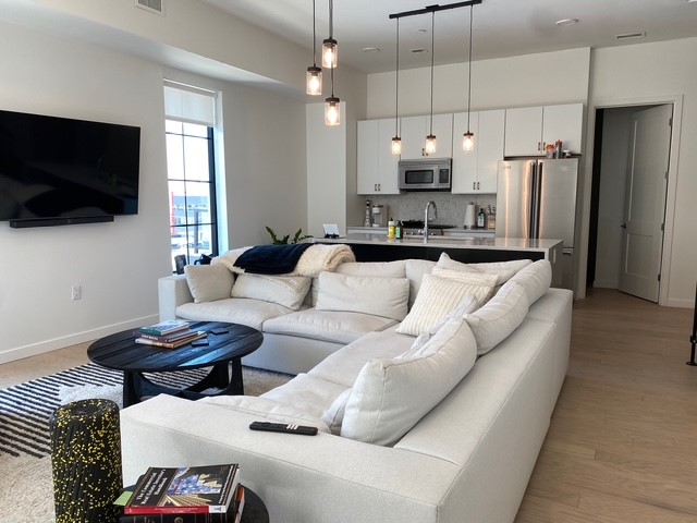 2635 Penn Ave 506
