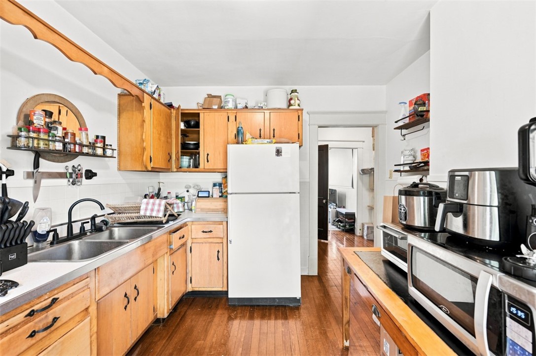 803 Brookline Blvd
