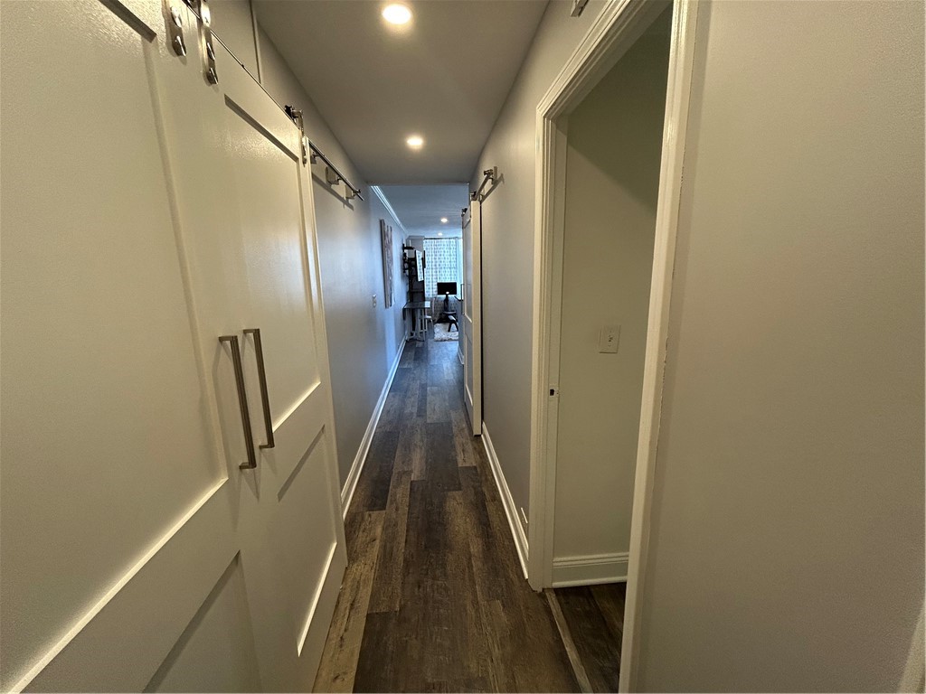 112 Washington Place 17E