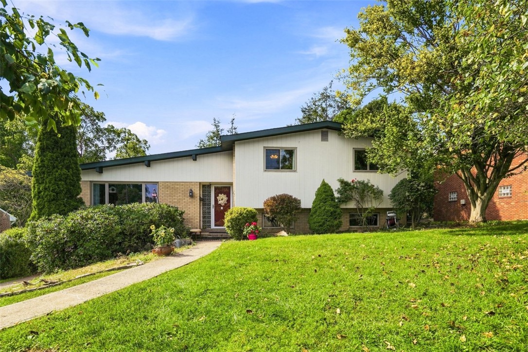 1320 Knollwood Dr