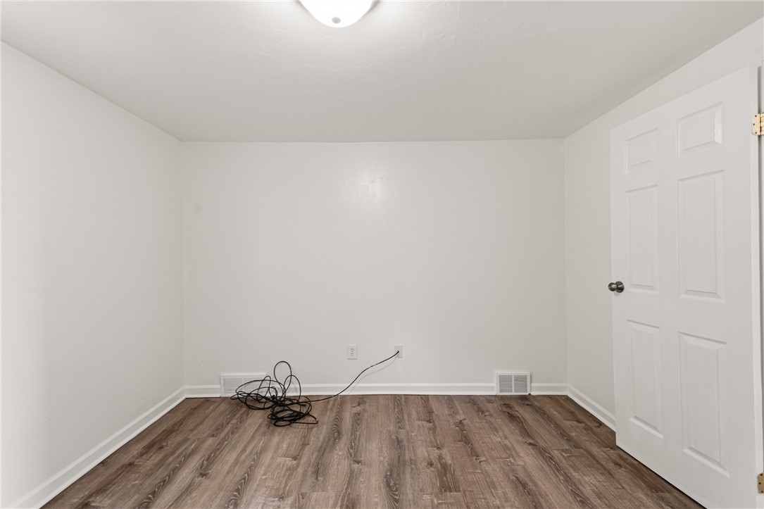 2319 1/2 Patterson