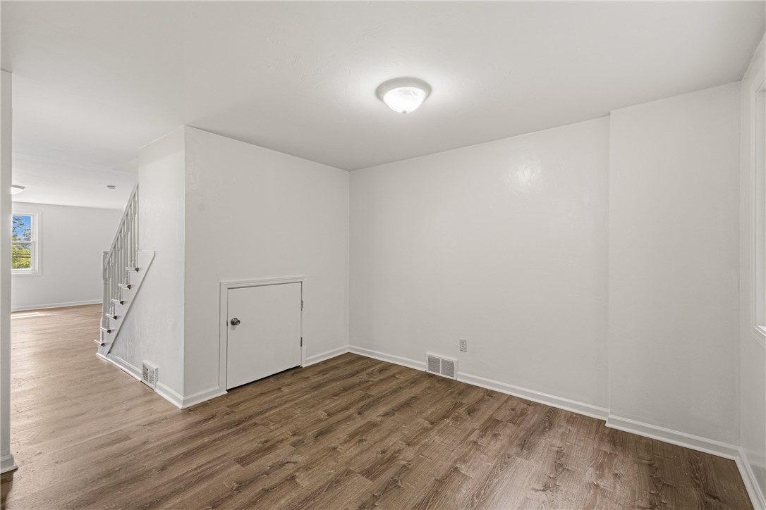 2319 1/2 Patterson
