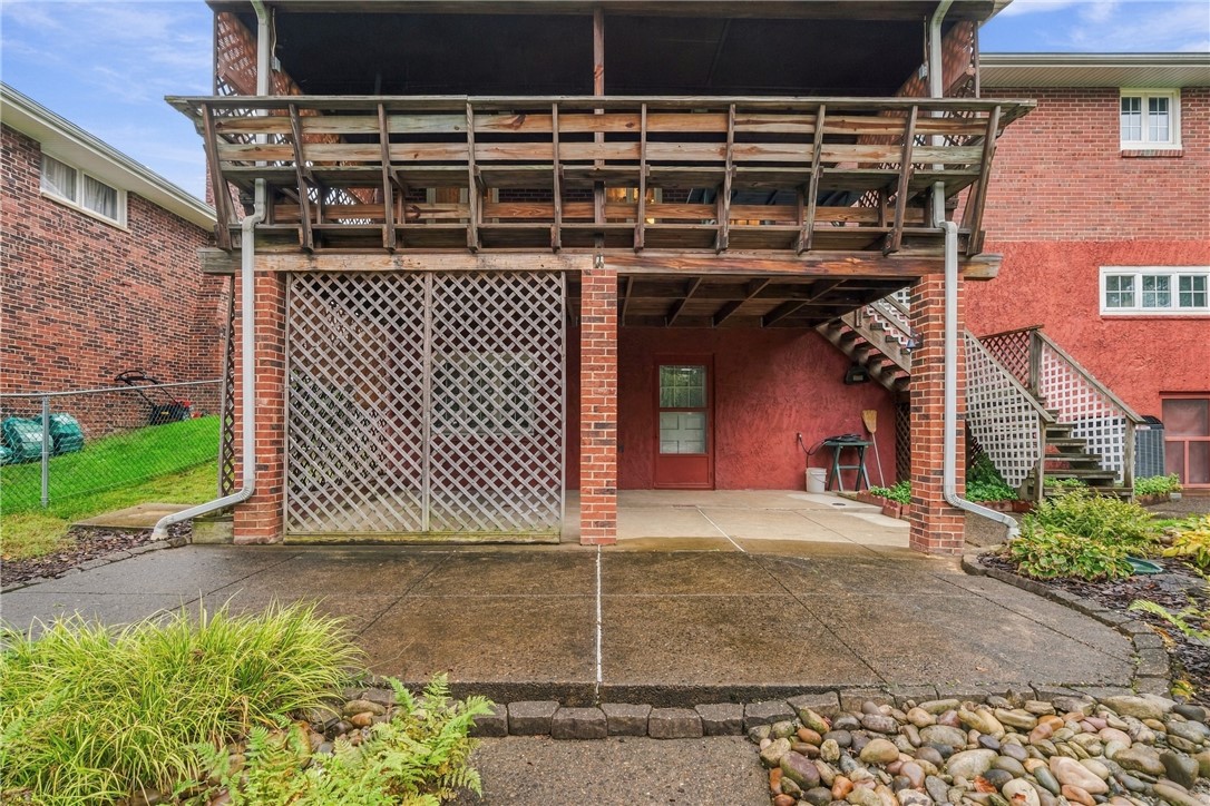 349 Grove Dr