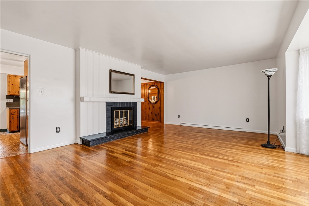 349 Grove Dr