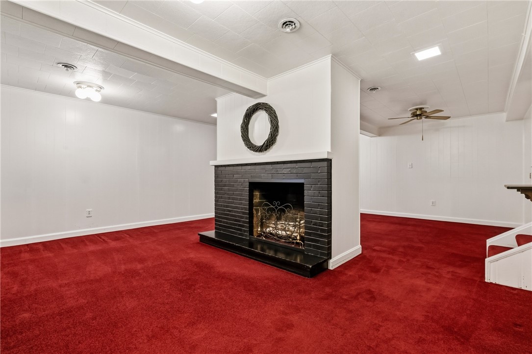 349 Grove Dr