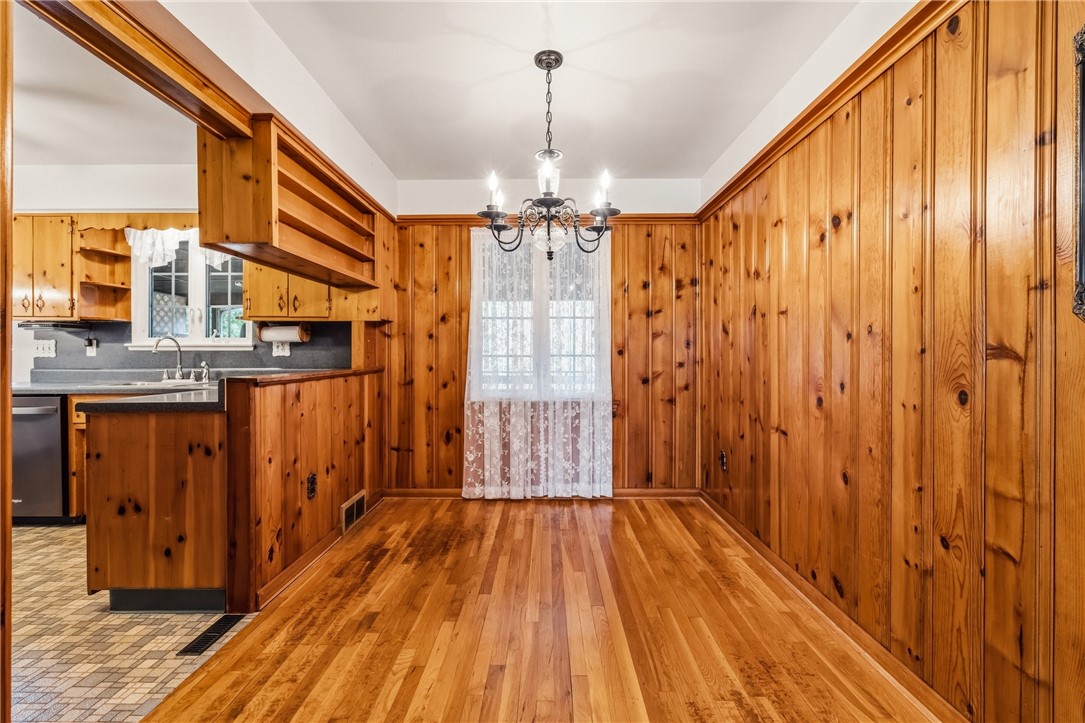 349 Grove Dr