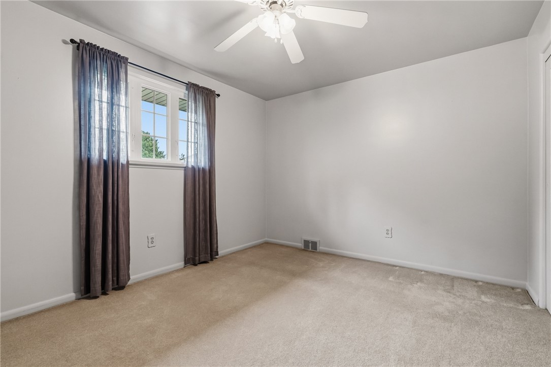 349 Grove Dr