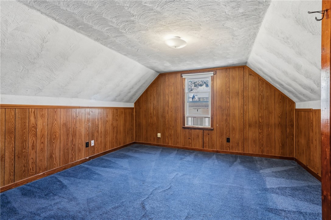 335 W 8th Ave