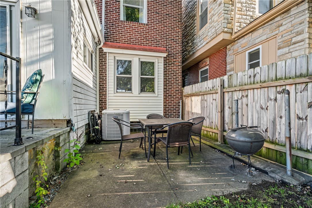 1909 Chislett St
