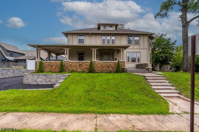 865 Westfield