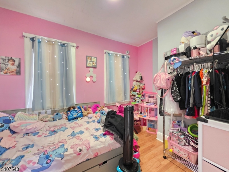 15 E Price St