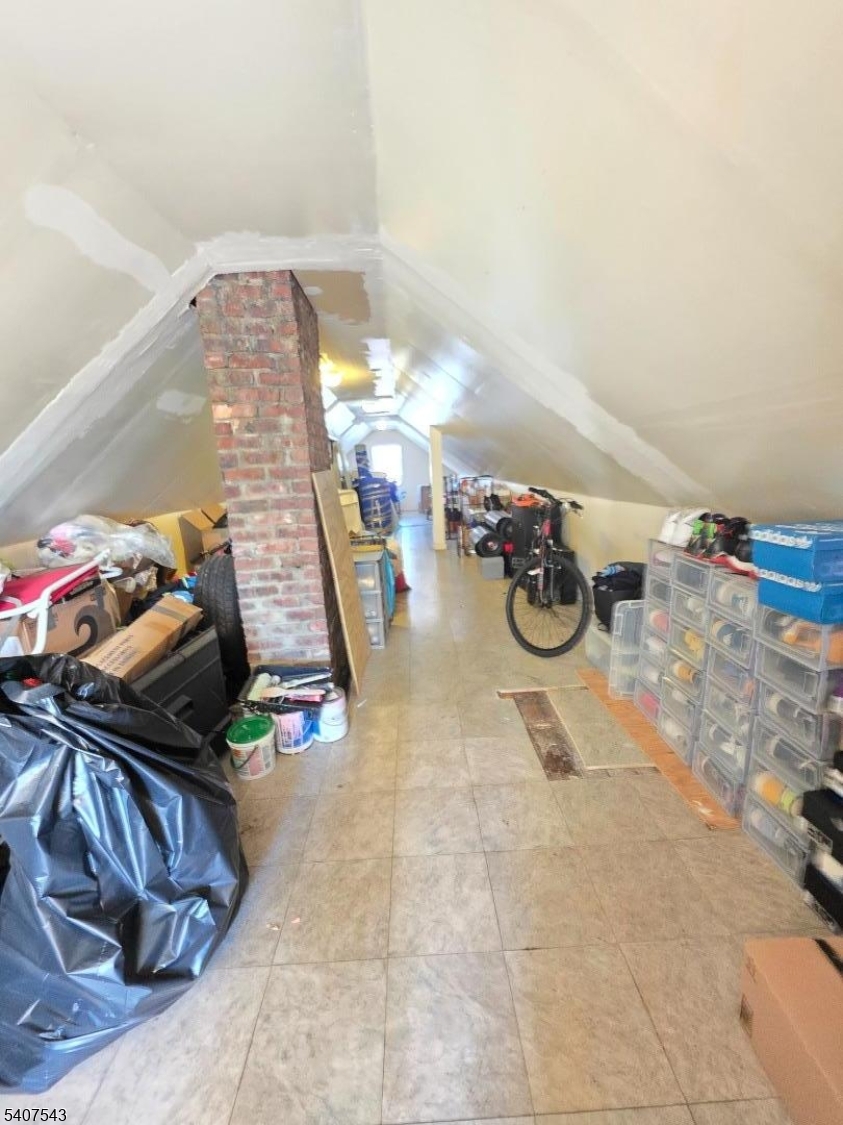 15 E Price St