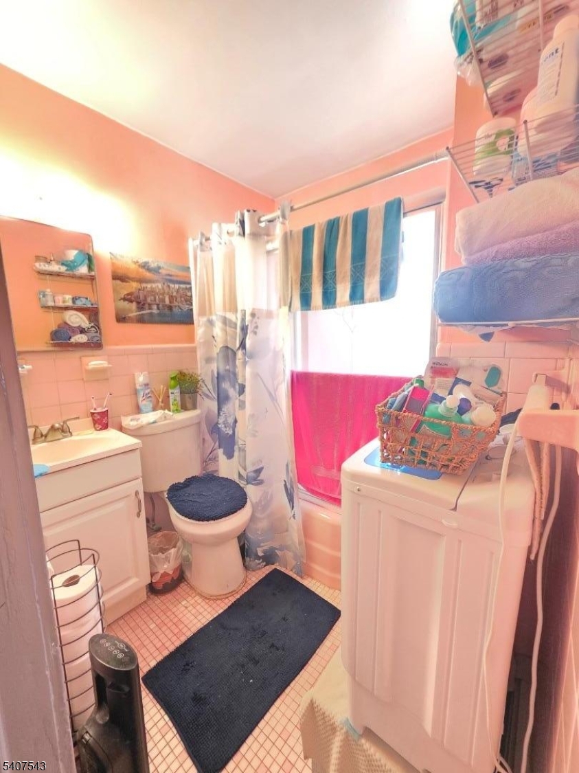 15 E Price St