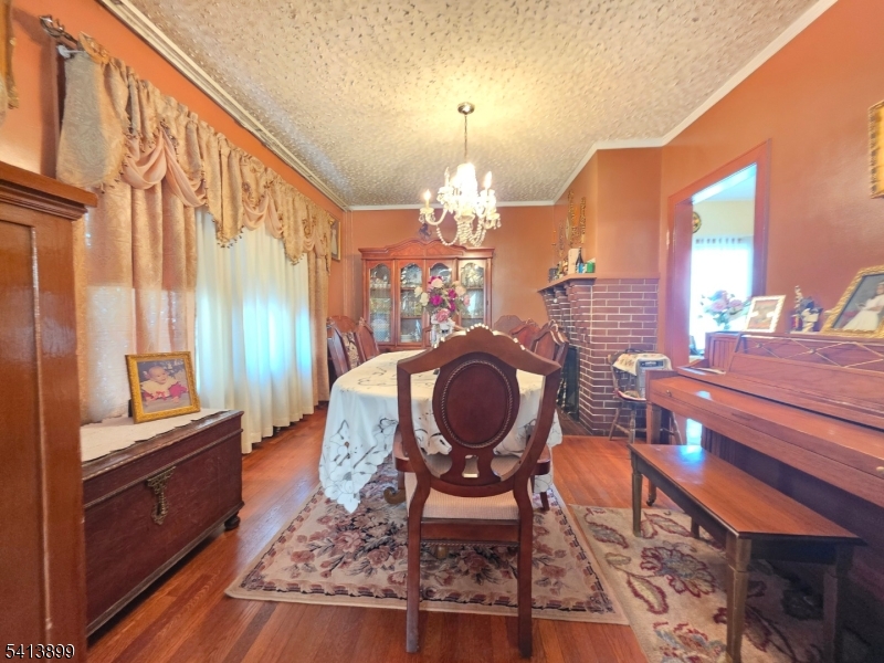 137 Fairbanks St