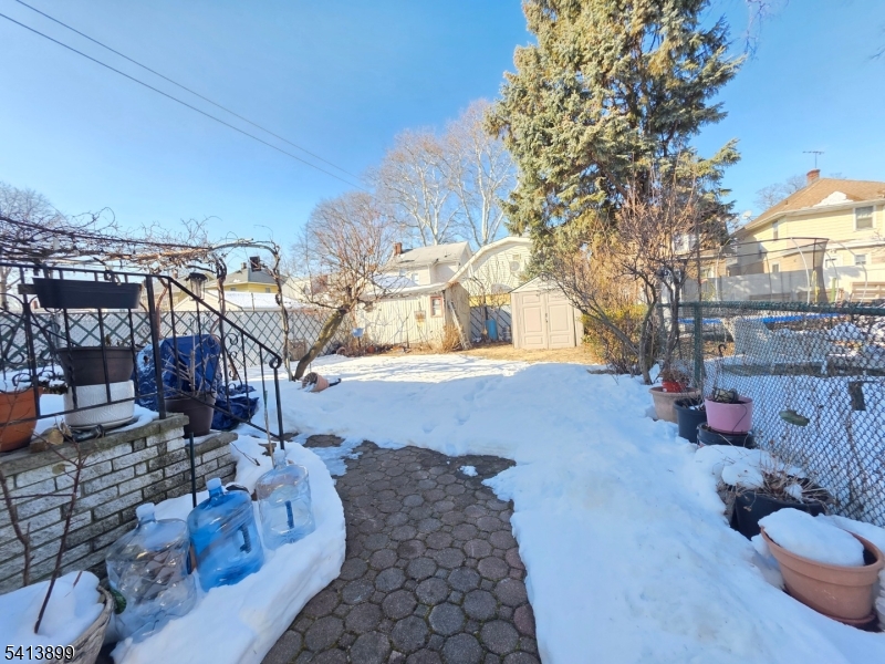 137 Fairbanks St