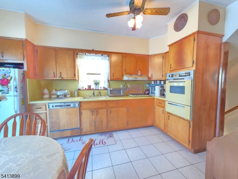 137 Fairbanks St