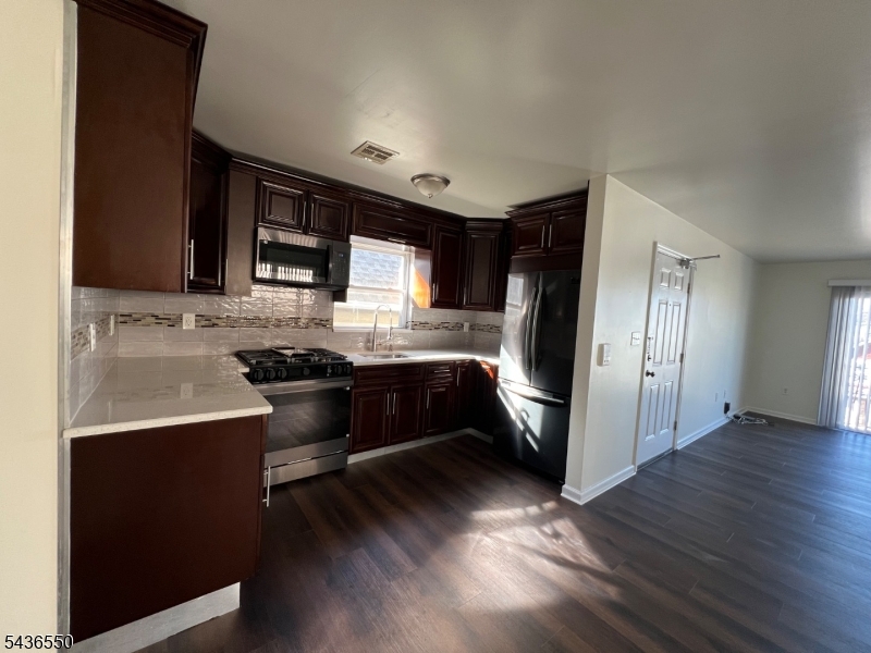 241 Fulton St 2