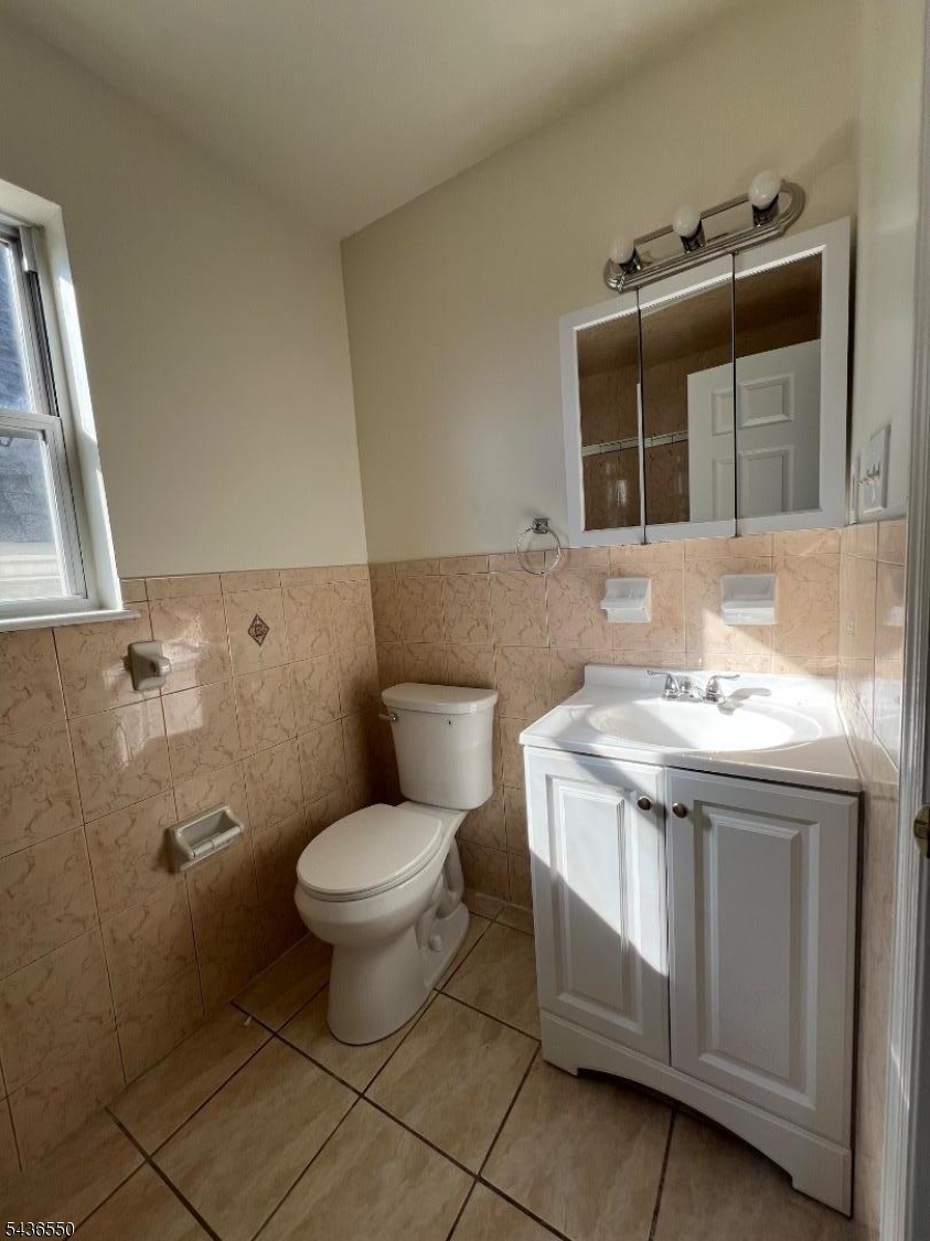 241 Fulton St 2