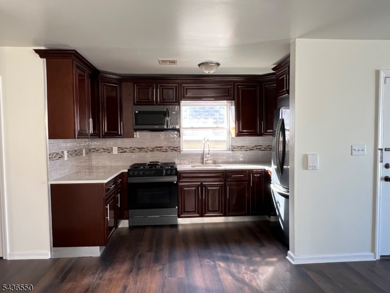 241 Fulton St 2