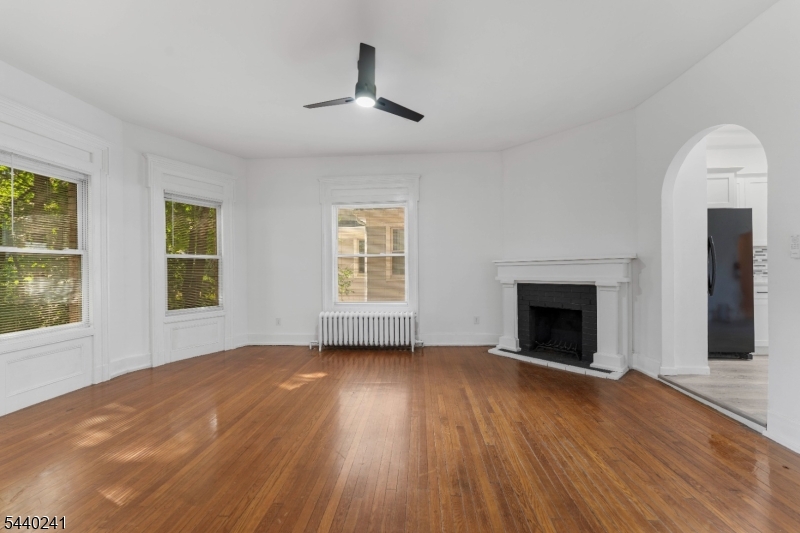 589 Westminster Ave